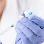 【介護の優先接種一覧つき】介護職は新型コロナワクチンを接種したいと思ってる？