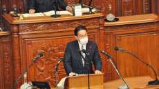 岸田首相、介護職らの賃上げへ「公的価格検討委員会」の新設を表明