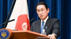 4回目コロナワクチン接種、介護施設の全職員も対象に　岸田首相が表明