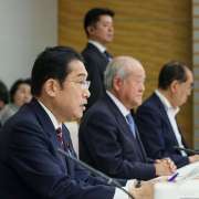訪問介護の生活援助を給付から除外　政府検討　次期改正までに結論　骨太原案