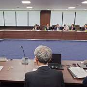 【新型コロナ】厚労省、介護施設に新たな加算の活用を呼びかけ　医療機関との連携を後押し