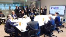 介護事業者の保険外サービスを後押し　経産省方針　産業振興の戦略を検討