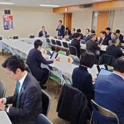 外国人の訪問介護、4月から解禁　政府方針　1年以上の実務経験など条件