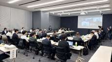 訪問介護＋通所介護の組み合わせも　厚労省、介護保険を地域軸で弾力化　検討会が報告書