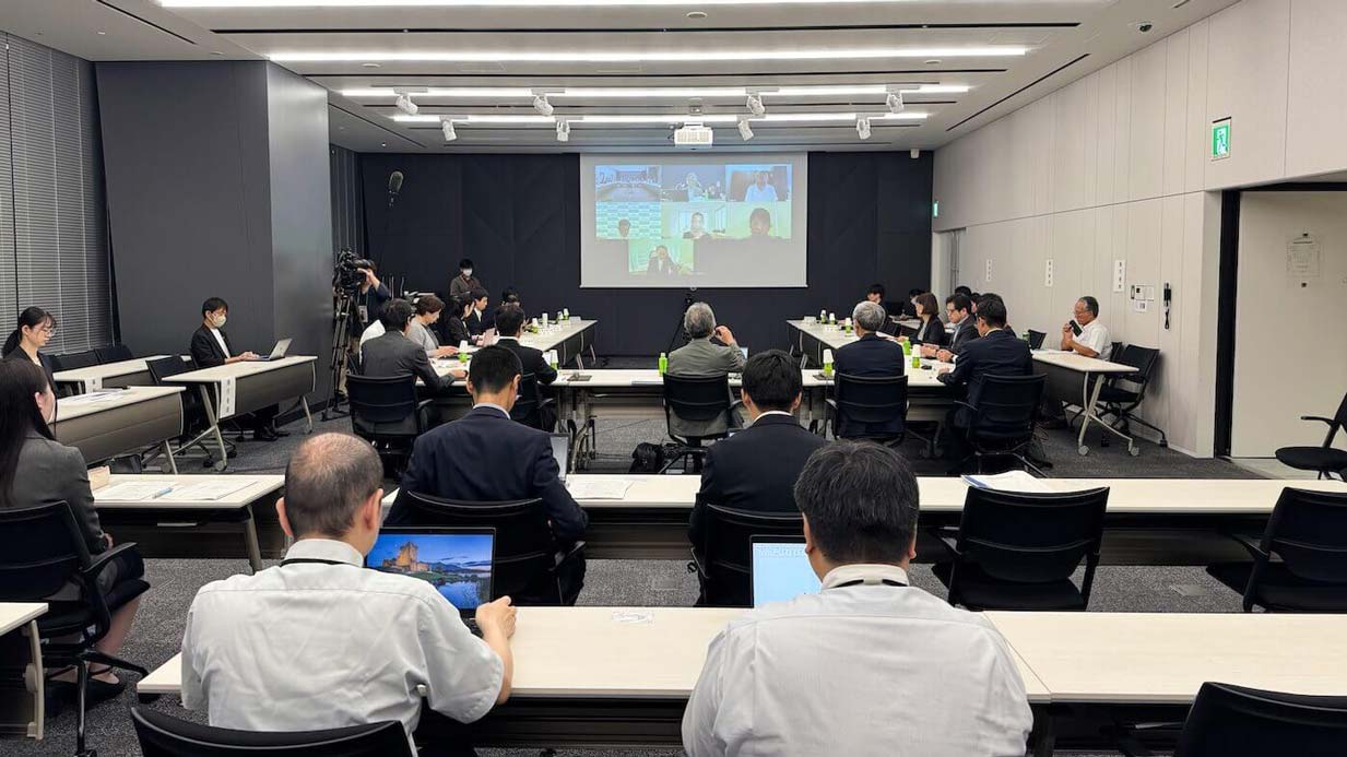 介護保険に給付に代わる新事業を創設　厚労省案　過疎地のサービス提供を事業者に委託