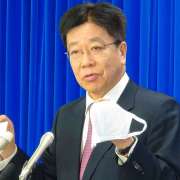 介護現場への布製マスク配布、毎月実施へ　第2弾は今月中に発送　厚労省