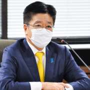 介護職の危険手当、支給可能に　感染者がいる施設など対象　厚労省