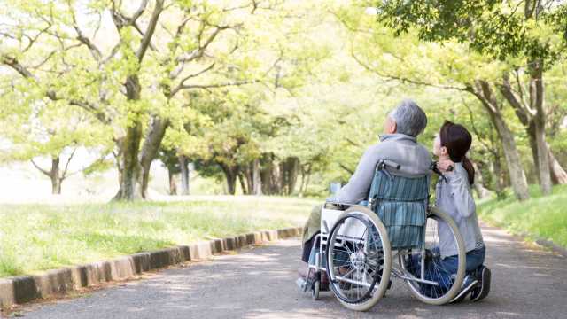 心のこもった介護で皆さまの生活を「愛」でいっぱいに。|愛ライフ株式会社/ 愛ライフ訪問介護センター