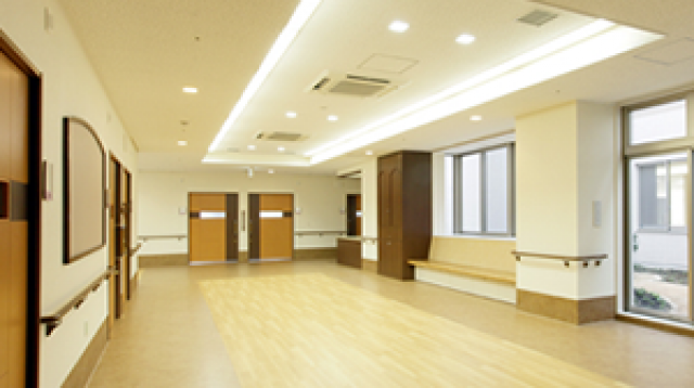 緑に囲まれた環境の中、入所者様が穏やかに安心できる生活を送れるよう援助いたします。|介護老人福祉施設 アイランドシティ照葉