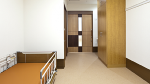 緑に囲まれた環境の中、入所者様が穏やかに安心できる生活を送れるよう援助いたします。|地域密着型介護老人福祉施設 照葉