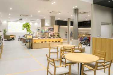 見て・触れて・体感できる介護の体験型ショールーム｜株式会社介福本舗