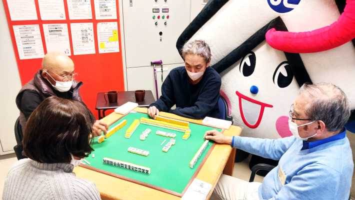 幅広い趣味活動に対応！自由に過ごせる！｜川越市社会福祉協議会　デイリハおあしす