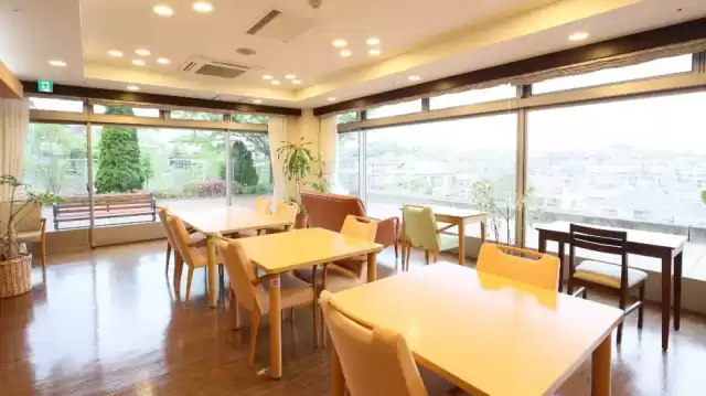 高台から眺望が楽しめる大浴場が自慢です!|サニーステージ玉川学園