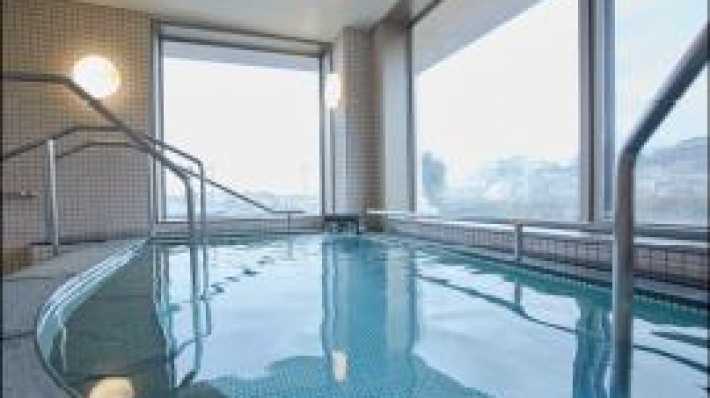 景色を楽しみながらの大浴室|サニーステージ玉川学園