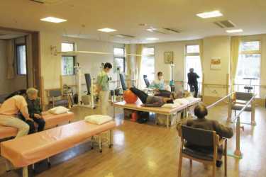 【介護老人保健施設(デイケア) サービス内容】|介護老人保健施設 あさひな