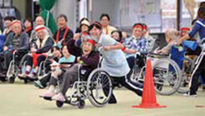 利用者様・ご家族・地域・職員の交流大切に|いこいの里中原