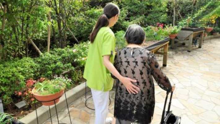2.5:1の手厚い介護体制|グランフォレストときわ台