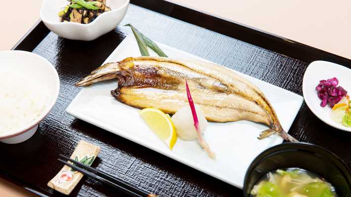 バランスの取れた食事サービス|グランフォレスト神戸六甲