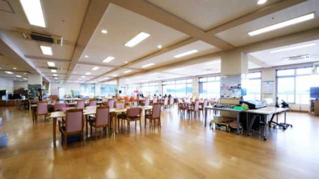 「昨日より今日、今日より明日」と前向きにな気持ちになって頂けるよう、サポートいたします|生の松原デイサービスセンター