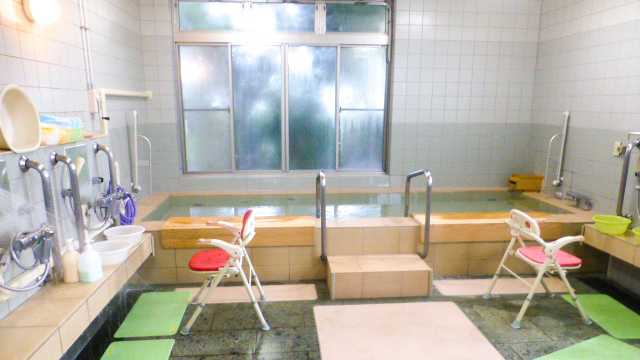 様々なこだわりをもった交流盛んなデイサービス｜デイサービスセンターひまわり