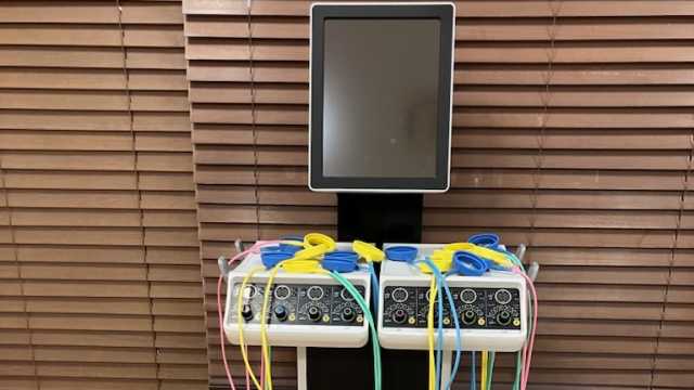 転倒不安を安心に変える。 パーキンソン病専門医のいるデイケア。｜機能回復デイケア　さきがけ