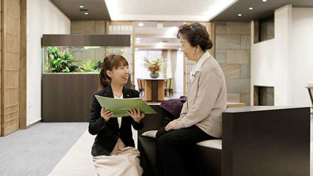 お一人おひとりの 、「今まで」を知って 、「これから」をサポート。｜介護付有料老人ホーム　うらら新浦安