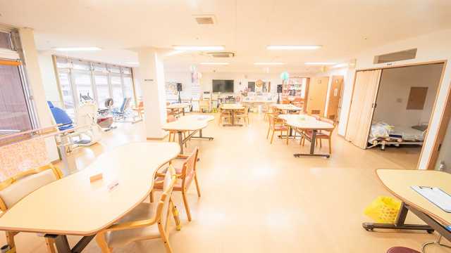 24時間医療・介護専門職が常駐しています。桜島を目の前に見る絶景のロケーションです。｜デイサービス　ひなたの家田上