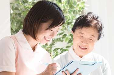 毎日、看護師による体調管理を行います。不安なことや不明な点について24時間相談可能です。|サービス付き高齢者向け住宅 メリィホーム有松 /メリィナース有松 併設