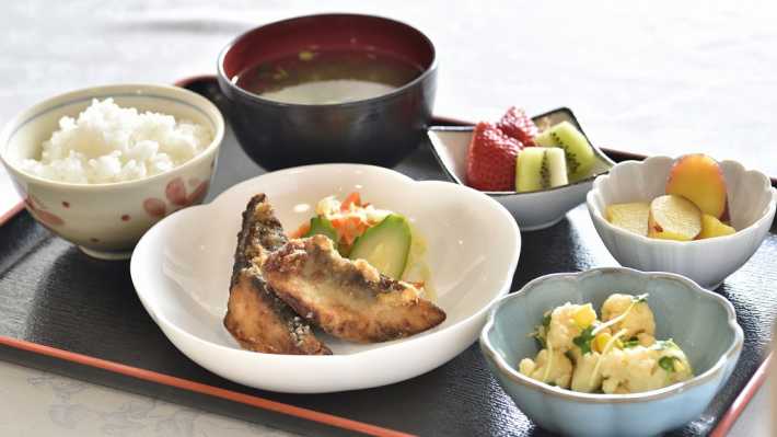 特色③ 食事|アクティブライフ夙川