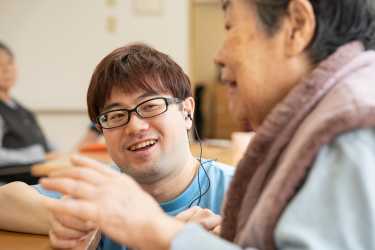 スタッフ｜特別養護老人ホーム　ハピータウンKOBE