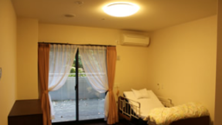 ゆったりお過ごしいただける個室をご用意｜ケアハウス　シェ・モア