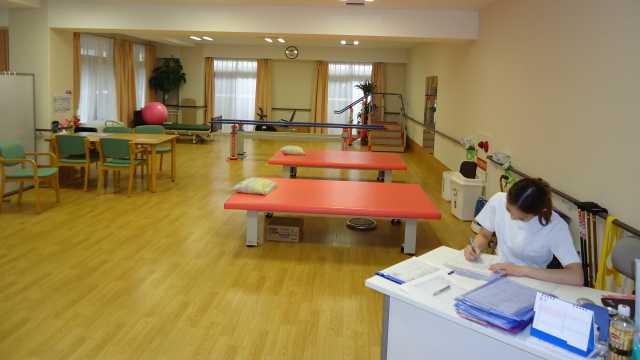 パークサイドなごみは「超強化型老健」です。｜介護老人保健施設 パークサイドなごみ