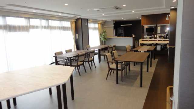 安心の住まいで快適な暮らしが実現できるホームです。｜介護付き有料老人ホーム ホームランドあべの