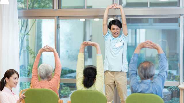 住み慣れた町で笑顔で暮らすお手伝い｜デイサービスセンター　コム