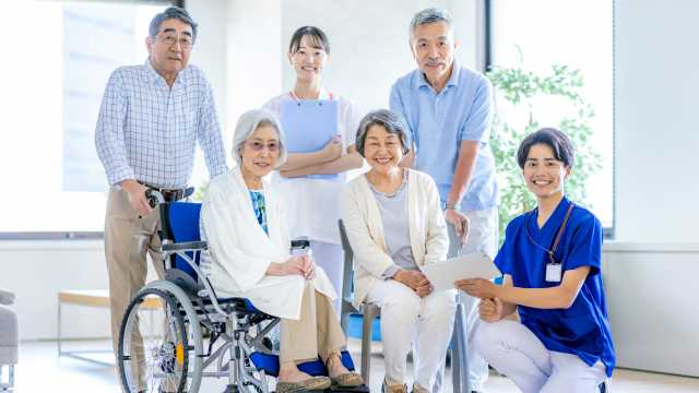 お客さま一人ひとりが健康で輝き続ける笑顔を大切にします!|特別養護老人ホーム 長吉