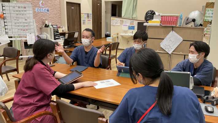 先輩スタッフのサポートが充実!|訪問看護ステーション さくらの樹