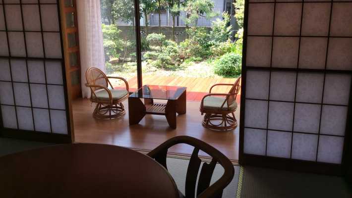 「和」の空間で夕食までご利用いただけます｜住み慣れた地域で元気にいきましょう！【地域のデイサロン  くらかけ庵】