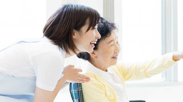 様々な世代がふれあう安心できる居場所 ~3つのサービスを展開~|朝からデイ®やってます!トーヨーケアセンター大阪