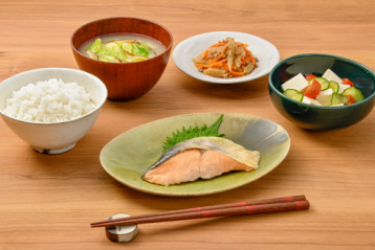 《おもてなしの食事》｜住宅型有料老人ホームおもてなし（ホームヘルプCorpusゆうゆう併設）