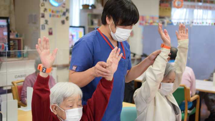 リハビリ専門職の理学療法士が施設長です｜株式会社ケアネット・トキ　【神谷デイサービス】