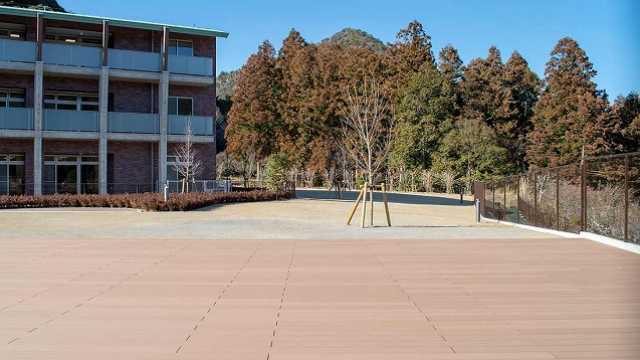 《犬と共に暮らす》先進の介護システム×安心と安らぎのある空間｜特別養護老人ホーム　翠華の里