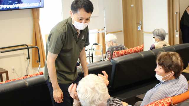 家にいるような安らぎと、ココロを込めたサービスをお届けいたします|喜楽の家デイサービスセンター