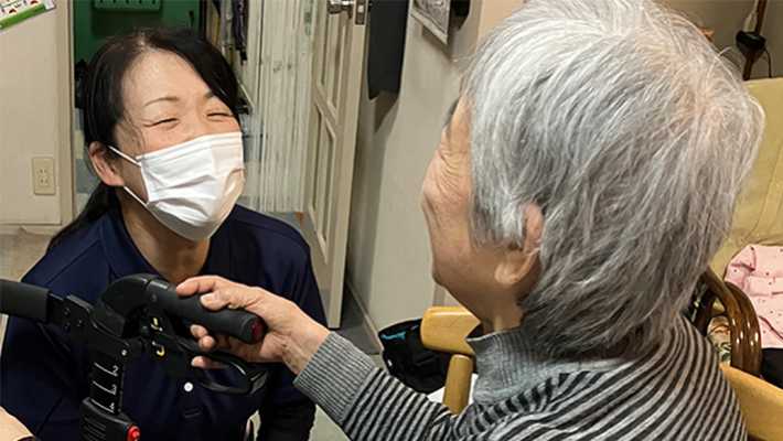 笑顔と真心で支える訪問看護｜訪問看護ステーション　クローバー