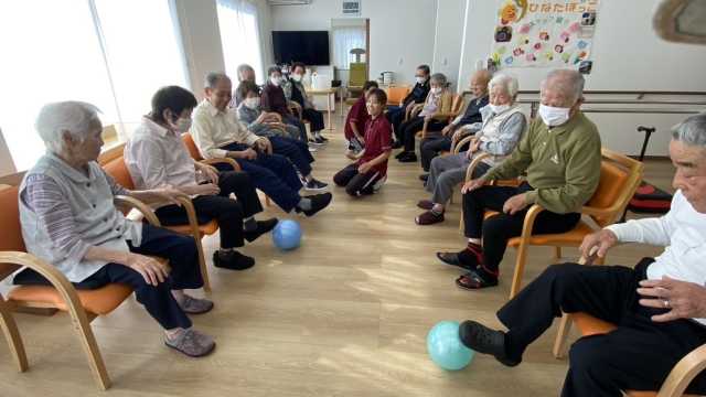 豊橋市下地町の小規模で家庭的な雰囲気のデイサービスです!|デイサービスひなたぼっこ【株式会社ジークレイン】