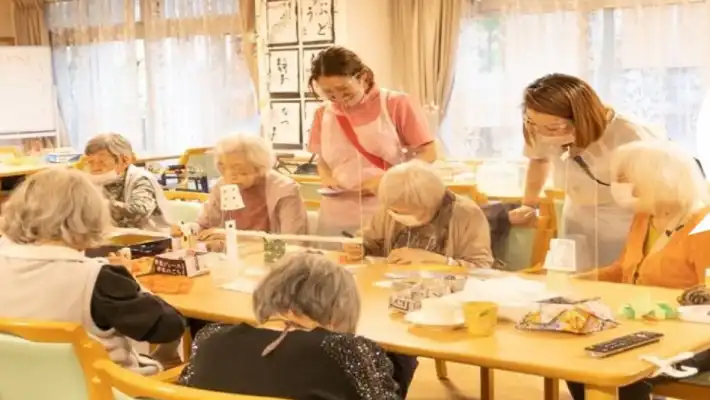 レクリエーション｜サービス付き高齢者向け住宅やさしえ北梅田/やさしい手北梅田訪問介護事業所