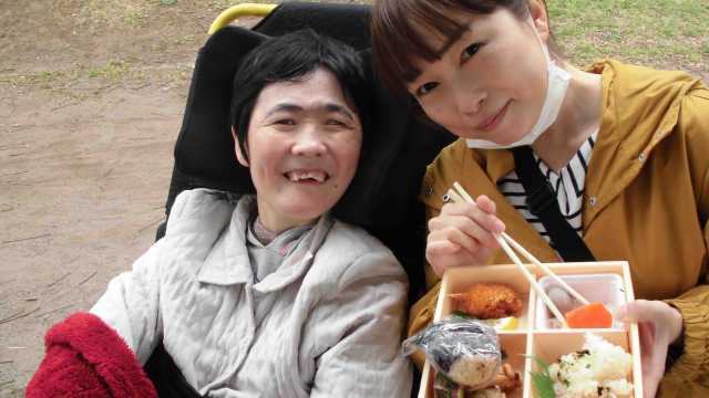 新宿で一番あたたかな場所を私たちはめざします｜特定非営利活動法人フットワーク新宿