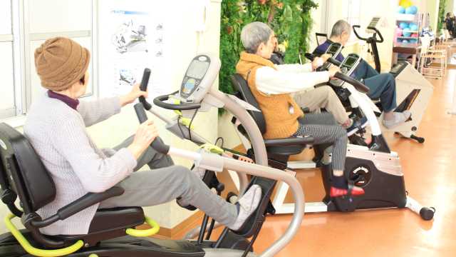 理学療法士・作業療法士のいるリハビリ充実型のデイサービスです。｜デイサービス　折尾すずらん