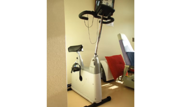 機能訓練士が利用者様一人ひとりの課題に合わせたプログラムを実施いたします！｜リハビリ特化型デイサービス　すずな