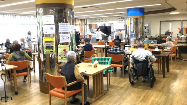 今日も楽しい　笑顔こぼれる　ひとときを｜神港園デイサービス白川