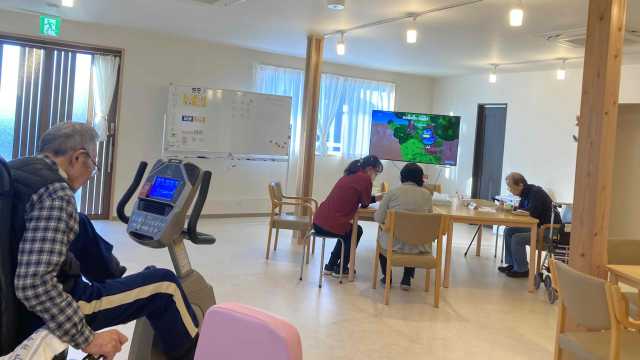 楽しい口腔体操と”歩く”ことに特化した機能訓練｜リハビリデイサービスいきいき大森町